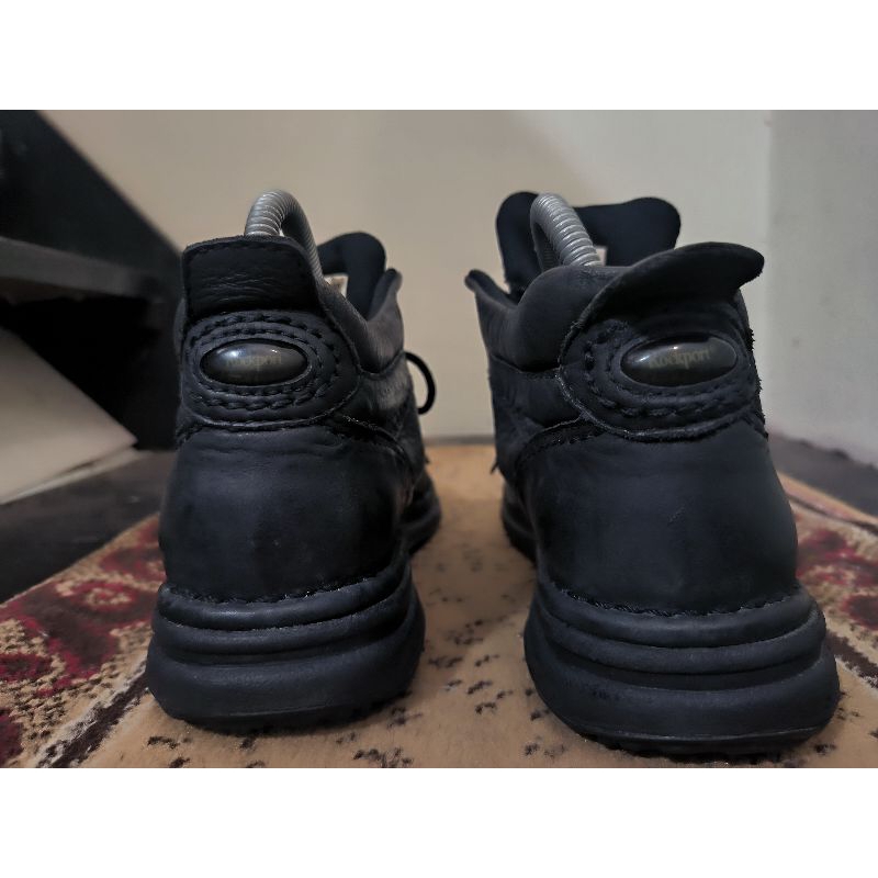 Sepatu Kulit Rockport