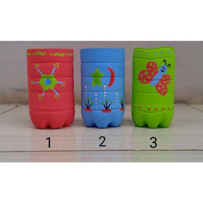 VAS / POT BUNGA DARI BOTOL AQUA BEKAS DIAMETER 1,5 LITER - SESUAI GAMBAR