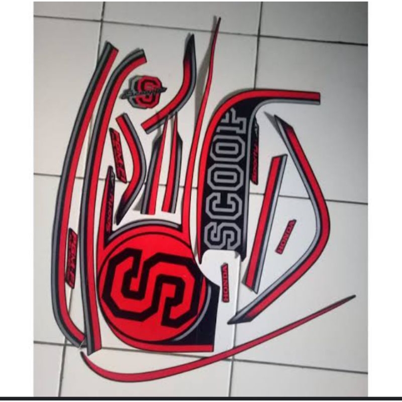 striping stiker list body Honda Scoopy fi hitam merah THN 2014
