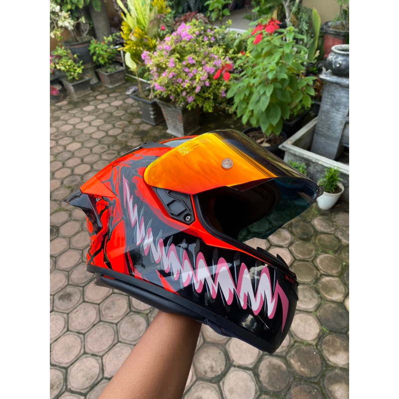 KYT TT COURSE CARNAGE LIMITED EDITION 636/999