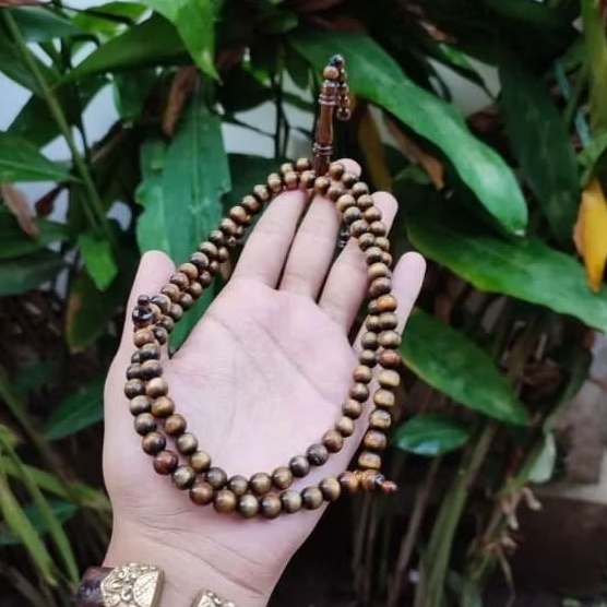 Tasbih akar bahar tali arus serat emas super