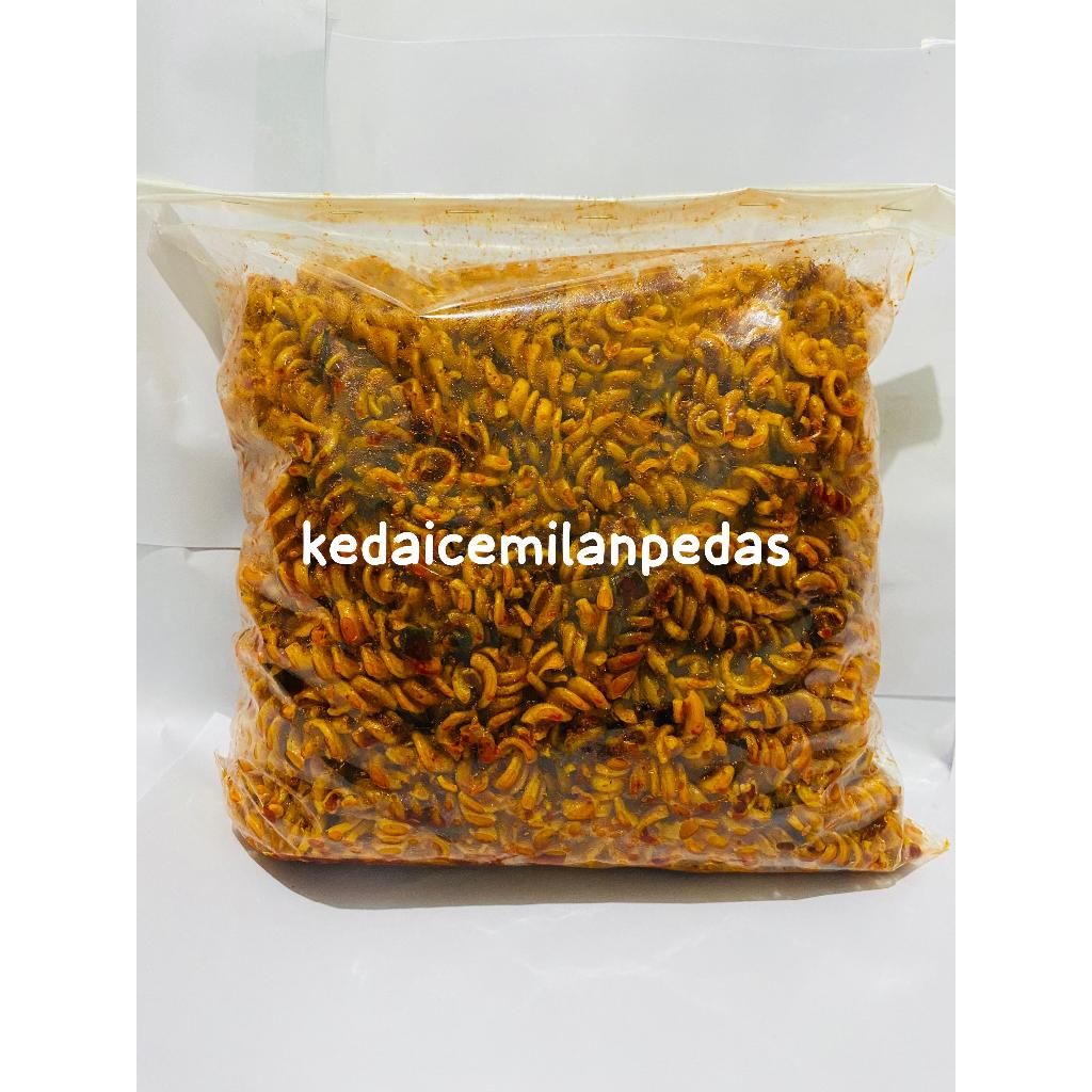 

seblak kering makaroni spiral/makaroni kriwil/makaroni ulir ready varian rasa pedas daun jeruk/original daun jeruk kemasan 1kg 500gr 250gr 100gr