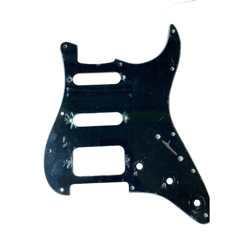 Pickguard Stratocaster HSS Stratocaster warna  Hitam