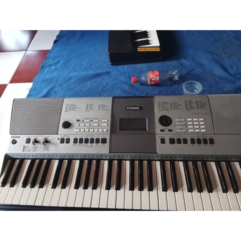 keyboard Yamaha PSR E413