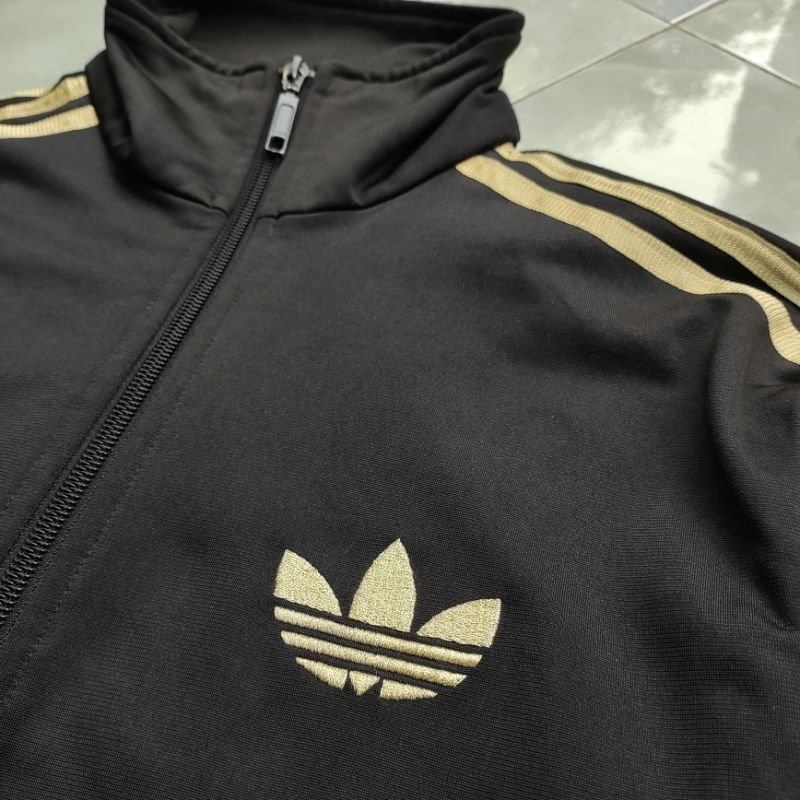 Tracktop ADIDAS FIREBIRD // BLACK GOLD