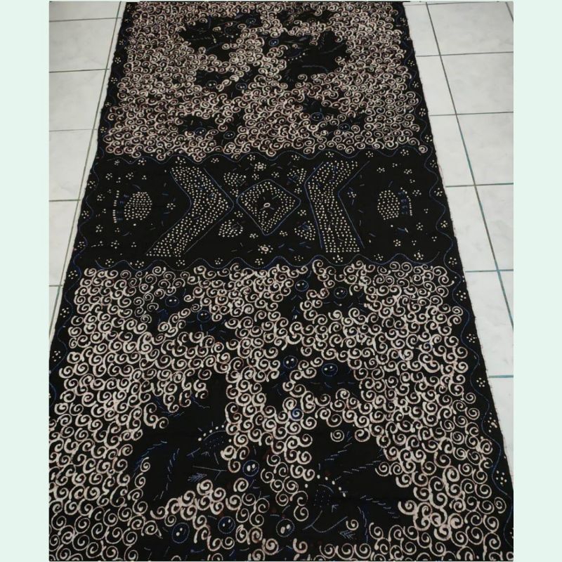 Batik Tulis Bakaran Juwana pati.