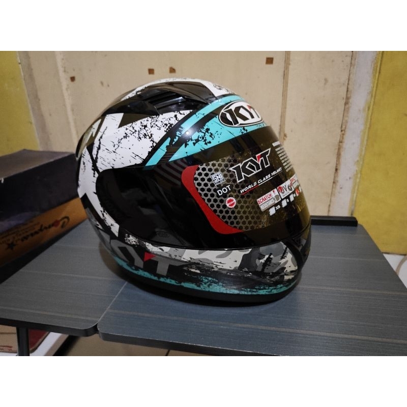 Helem KYT Full Face R10 seris 3