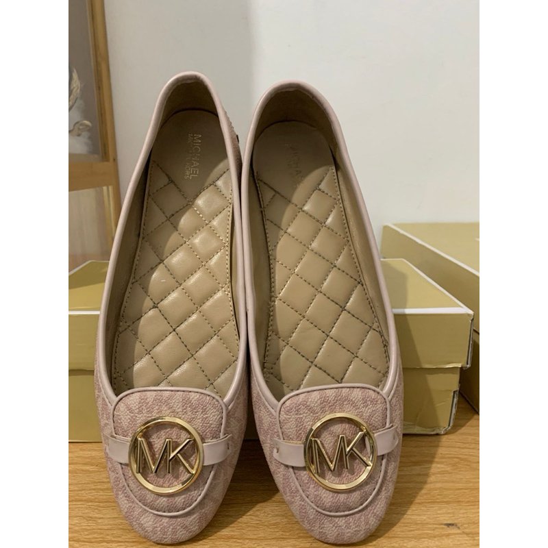 sepatu mk lilie preloved original