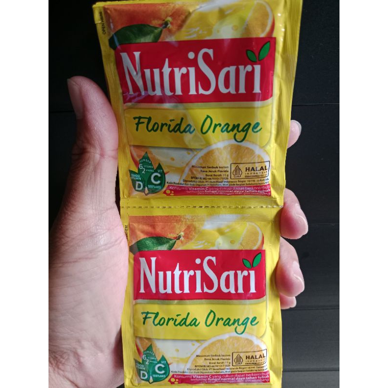 

Nutrisari Florida Orange 1 Renceng isi 10 Sachet