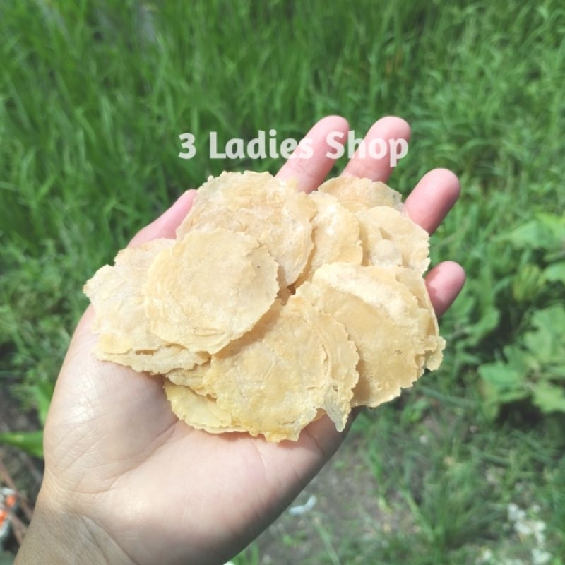 

Lezatoz_Genz Keripik Melinjo Kecil Mentah / Emping Melinjo / Emping Belinjo Kemasan 250 Gram