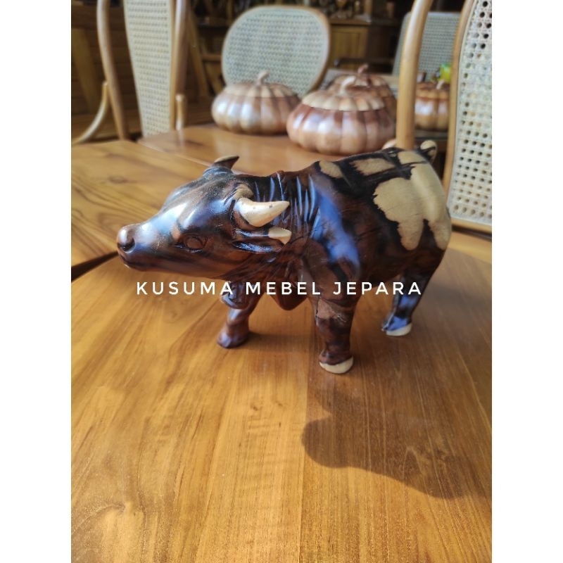 Patung Sapi Kayu Sonokeling Solid (Panjang 30cm)