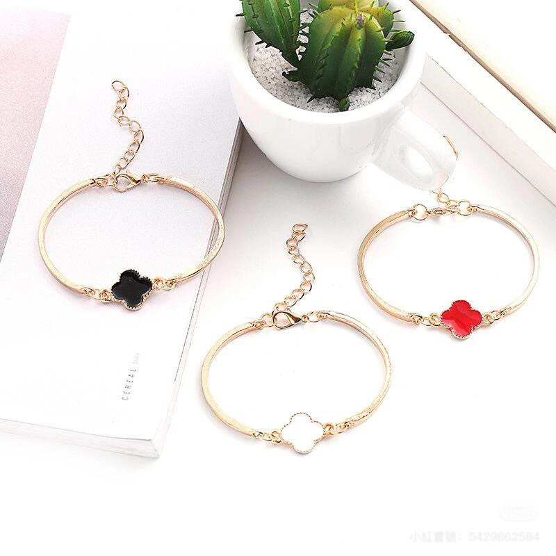 Gelang Clover bangle