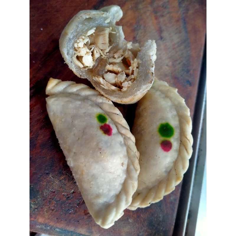 

Cireng isi ayam suwir original isi 10 pcs