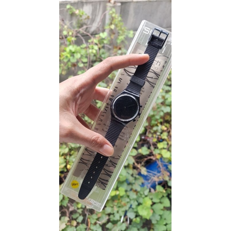 swatch chrono vintage black rebel