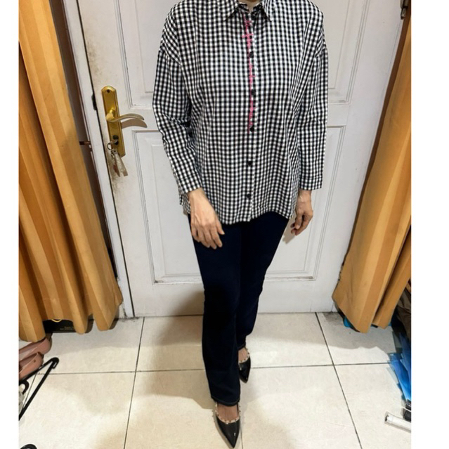 (PRELOVED) Kemeja H&M Wanita Kotak-Kotak