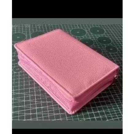 

Sampul Alkitab besar