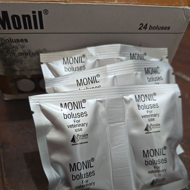 MONIL BOLUS Obat cacing sapi dan kambing(1pcs)