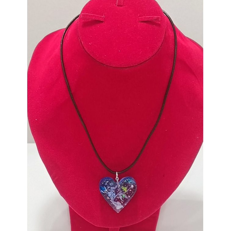 Kalung kulit dengan liontin 2 sisi