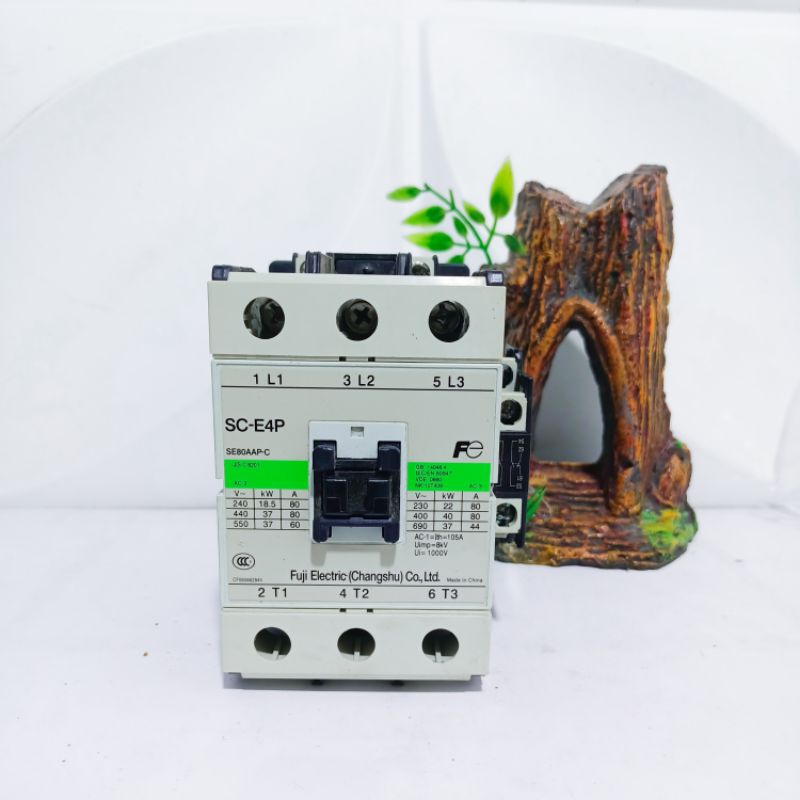 Kontaktor Fuji SC-E4P 80A 3P 220V