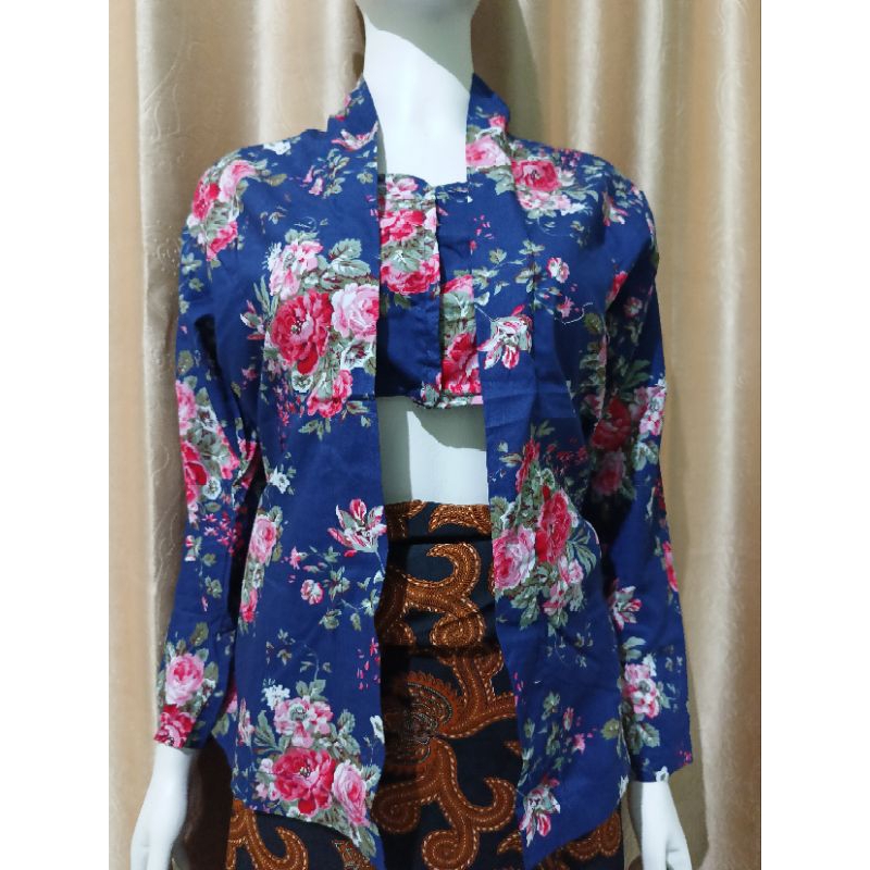 Kebaya nenek Kutubaru Kebaya nenek kancing depan baju kondangan