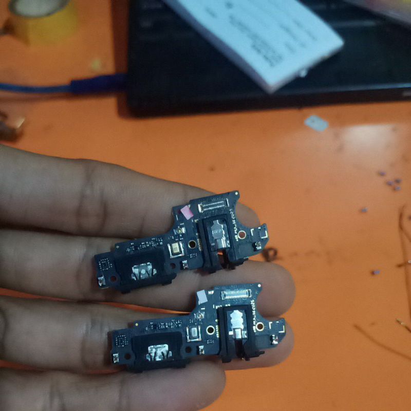 PCB konektor charger realme c11 2020 bekas original