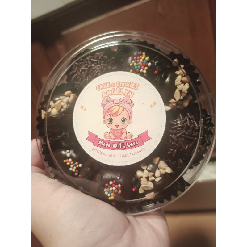 

CAKE & COOKIES ANGELYN BOLA CHOCO MARIE 250 GR | 500 GR