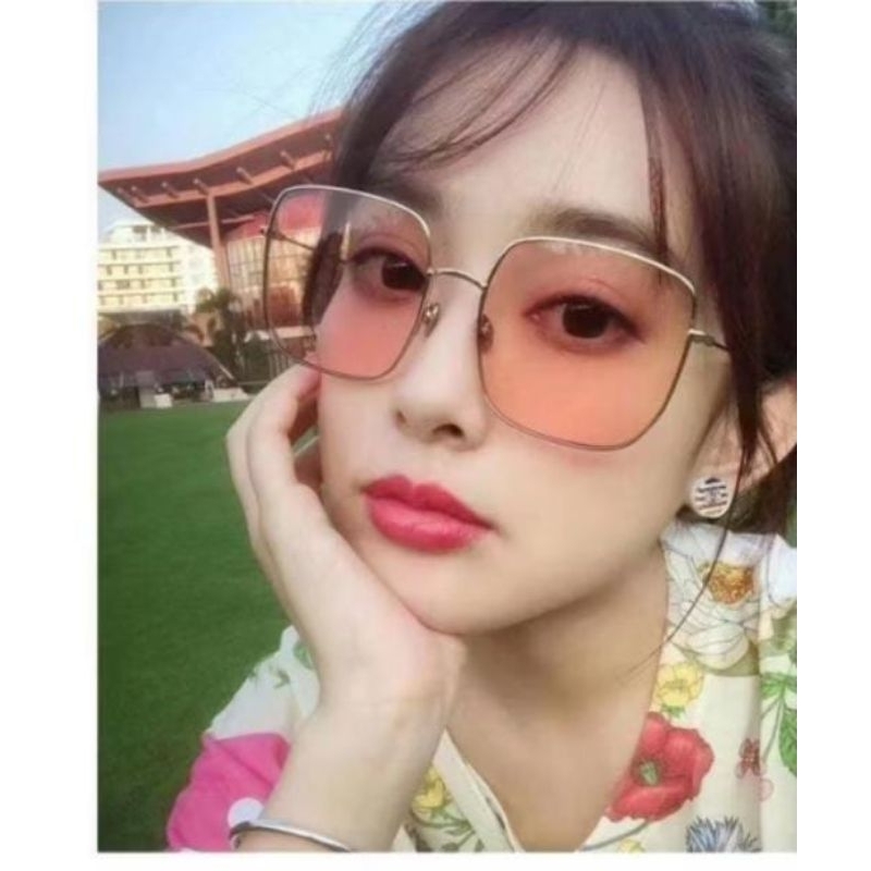 kacamata fashion pria dan wanita retro vintage gagang besi segiempat