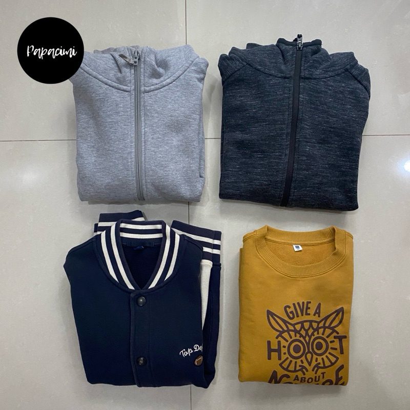 preloved jaket hoodie varsity anak UNIQLO