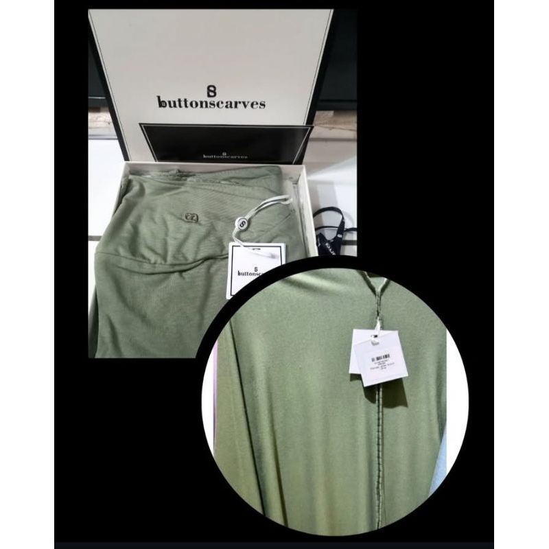 slip on buttonscarves