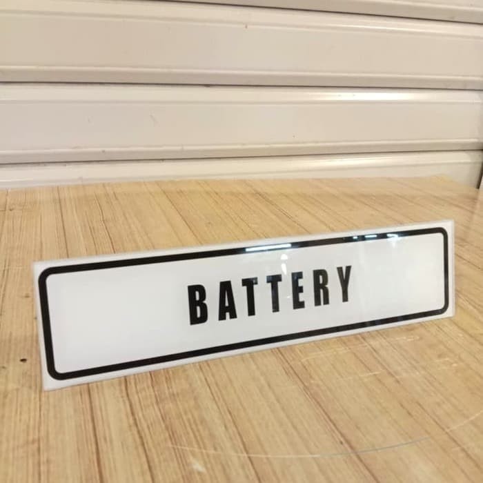 

SIGN RAMBU AKRILIK BATTERY UKURAN 5X20CM