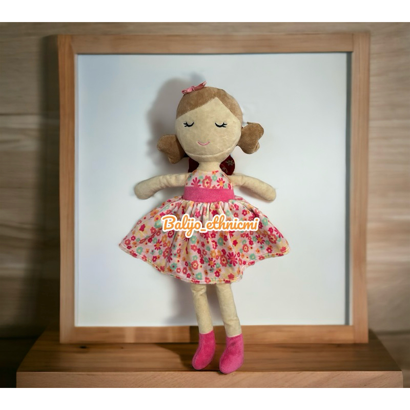 boneka cewek/cantik/bahan halus