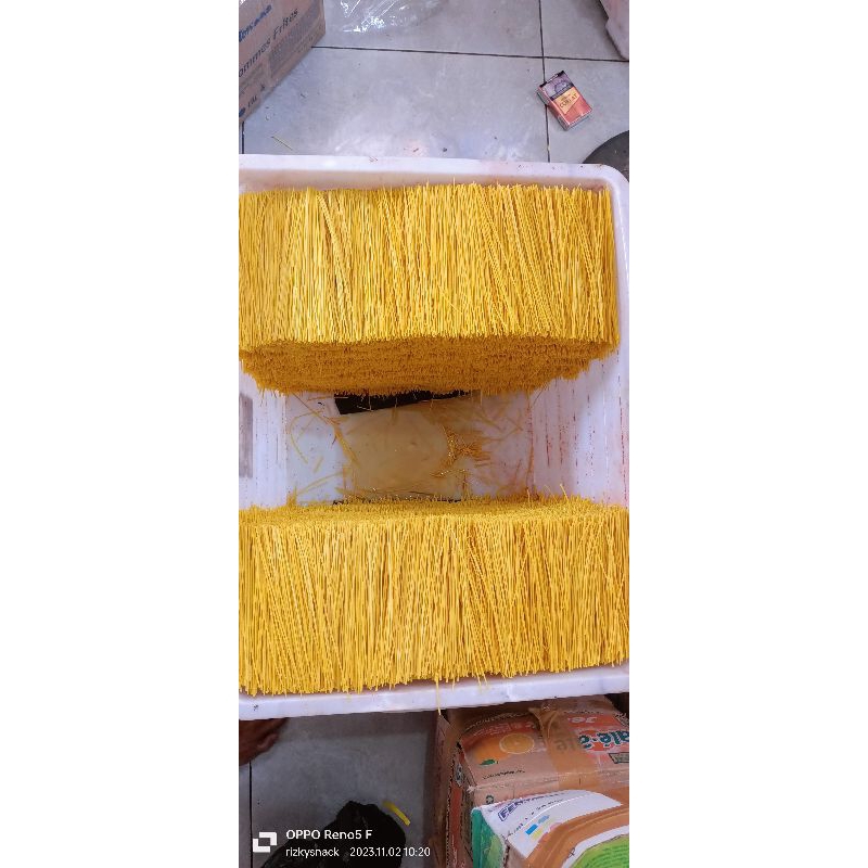 

RiDn Mie Lidi Panjang 15cm, isi 1kg