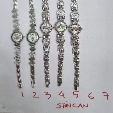 jam tangan arloji tangan rantai  fashion wanita anak/remaja/dewasa HELLO KITTY/MICKEY/TELETUBIS/SHIN