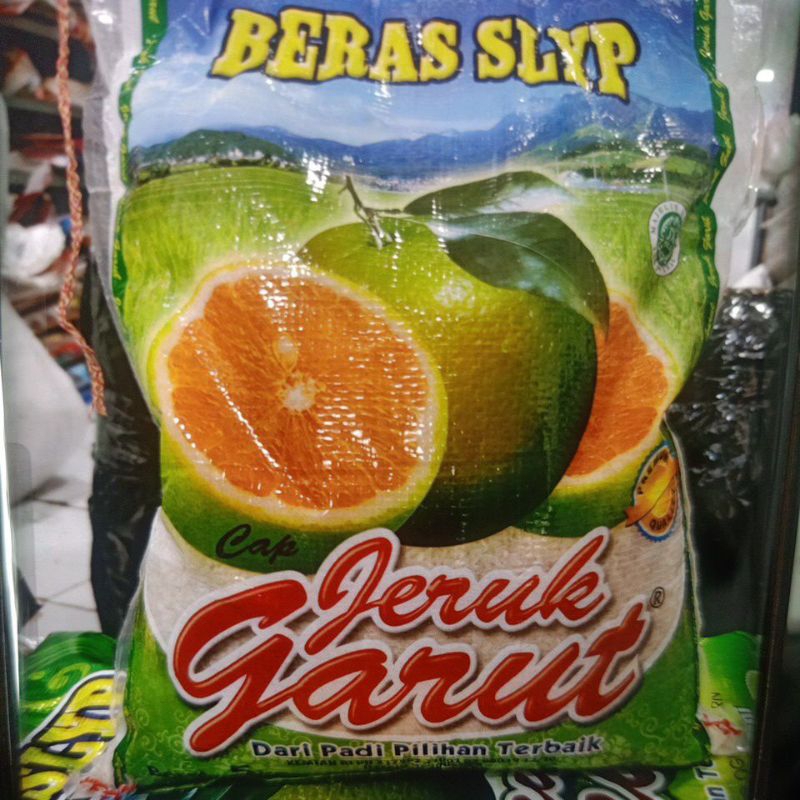

Beras cap merek jeruk Garut 5kg