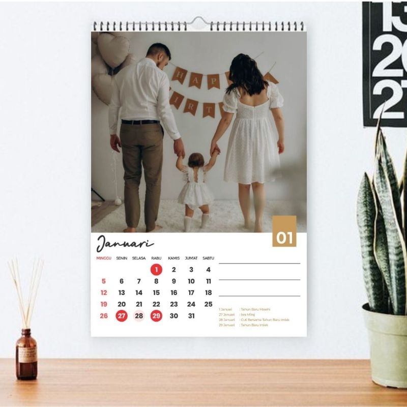 

KALENDER DINDING CUSTOM FOTO SENDIRI 2025 SPIRAL DESAIN AESTHETIC