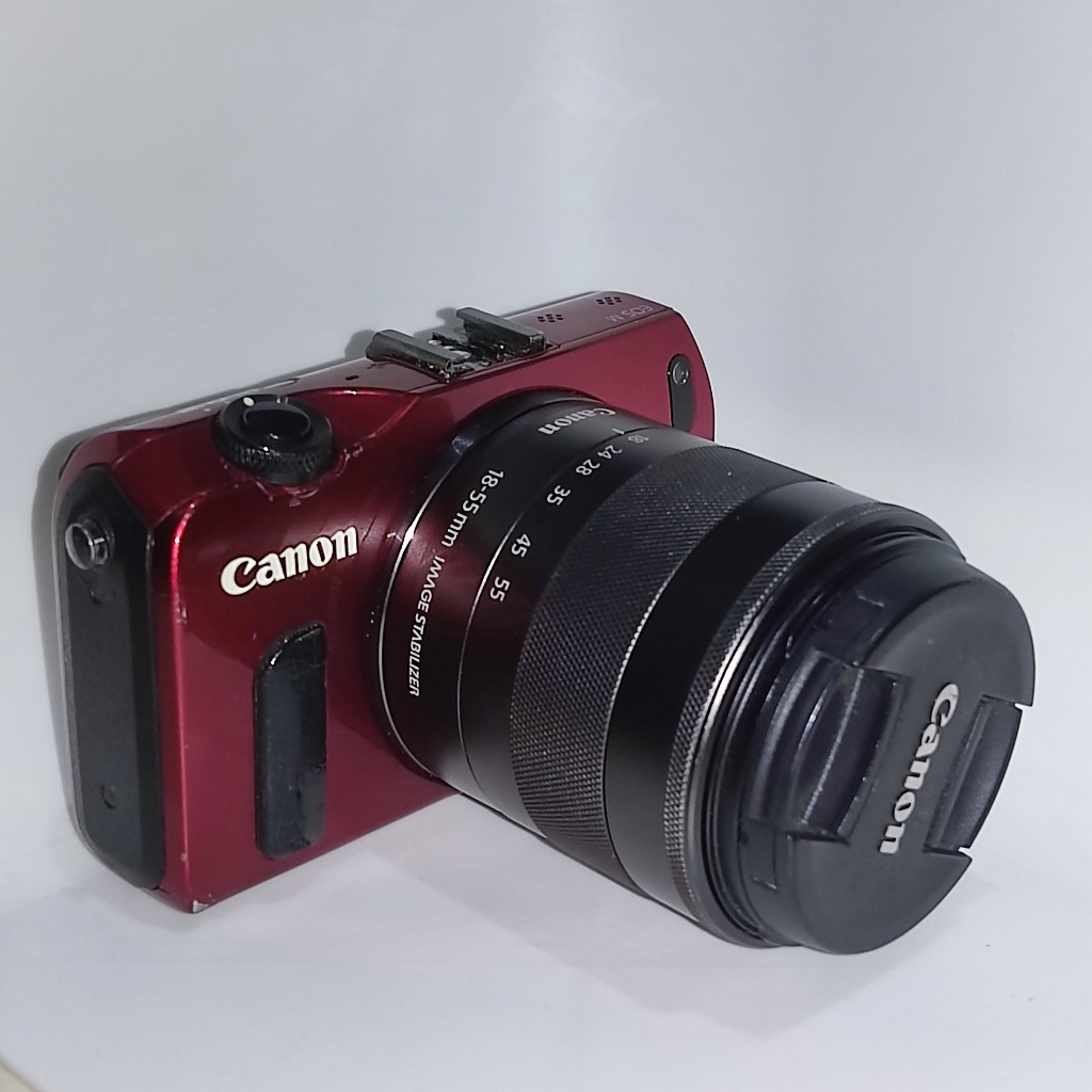 Canon EOS M (Warna Merah / Red Color) + EF-M 18-55mm f3.5-5.6 IS STM (SECOND)