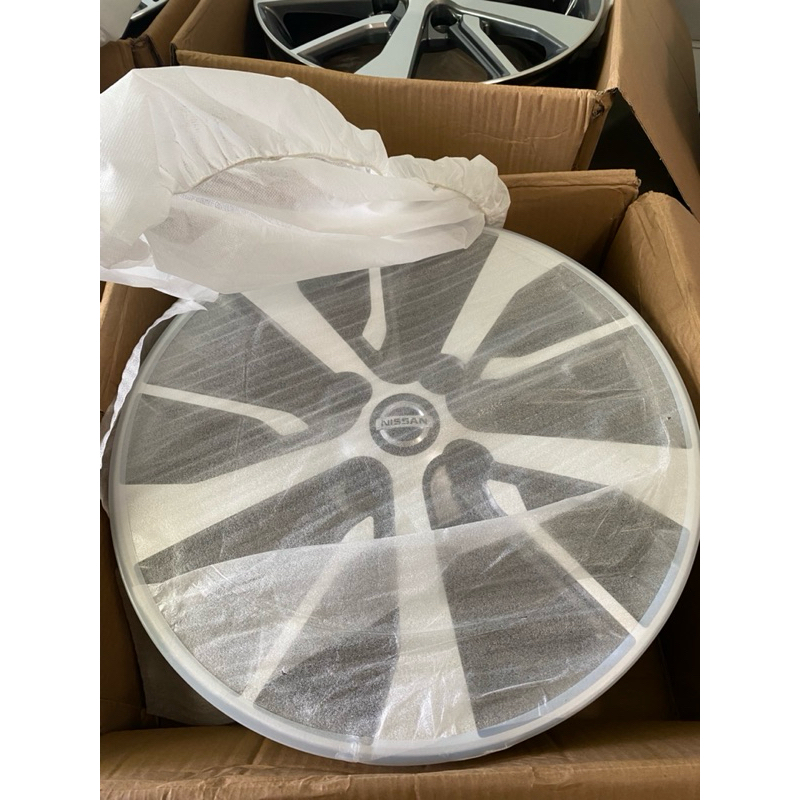 Velg HWS Grand Livina R16 (Harga Satuan)