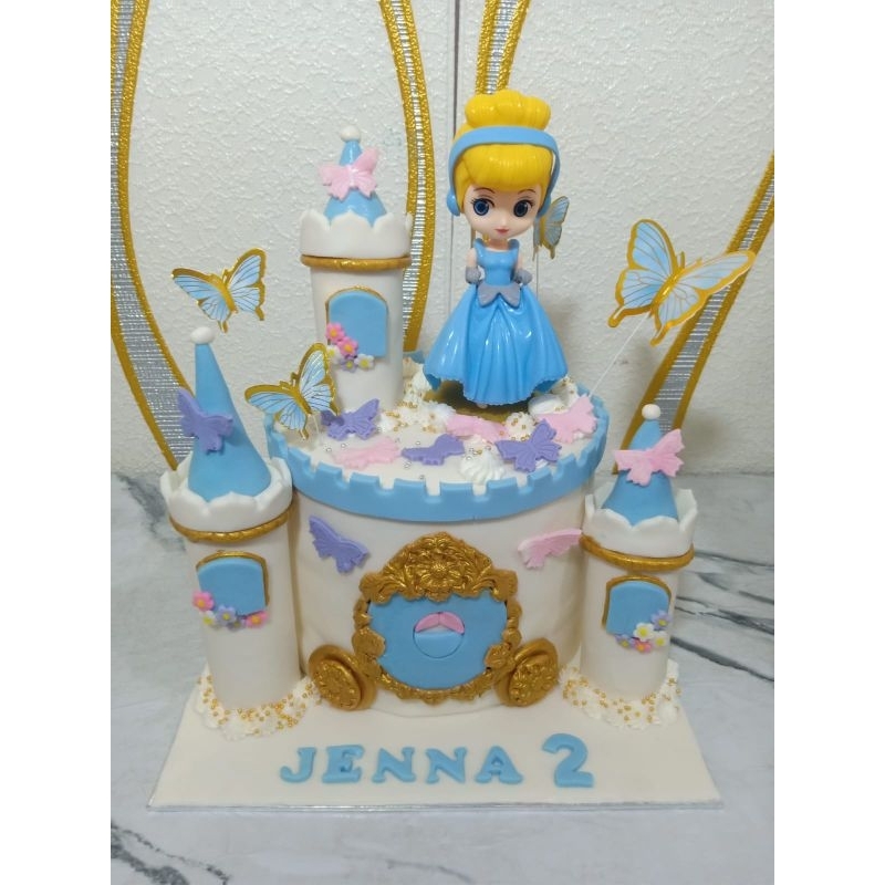 

Cinderella Cake