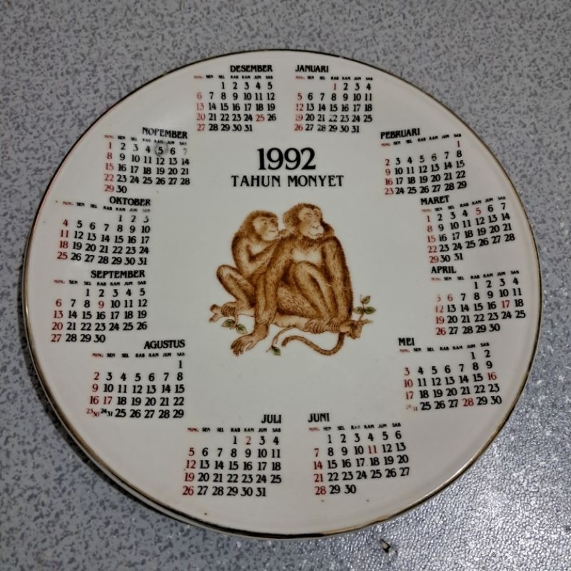 

Piring Porcelain asli vintage Kalender Tahun 1992