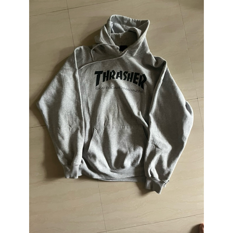 bundling hoodie thrasser x pocket tee carhatt