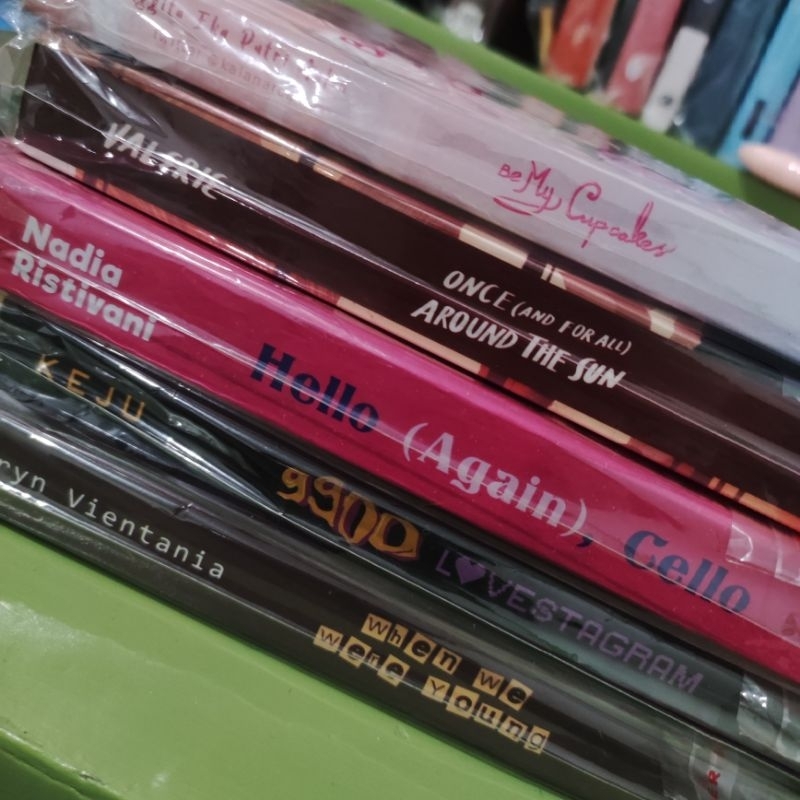[PRELOVED ORIGINAL] NOVEL AU HELLO AGAIN CELLO WHEN WE WERE YOUNG BE MY CUPCAKES 9900 LOVESTAGRAM ON