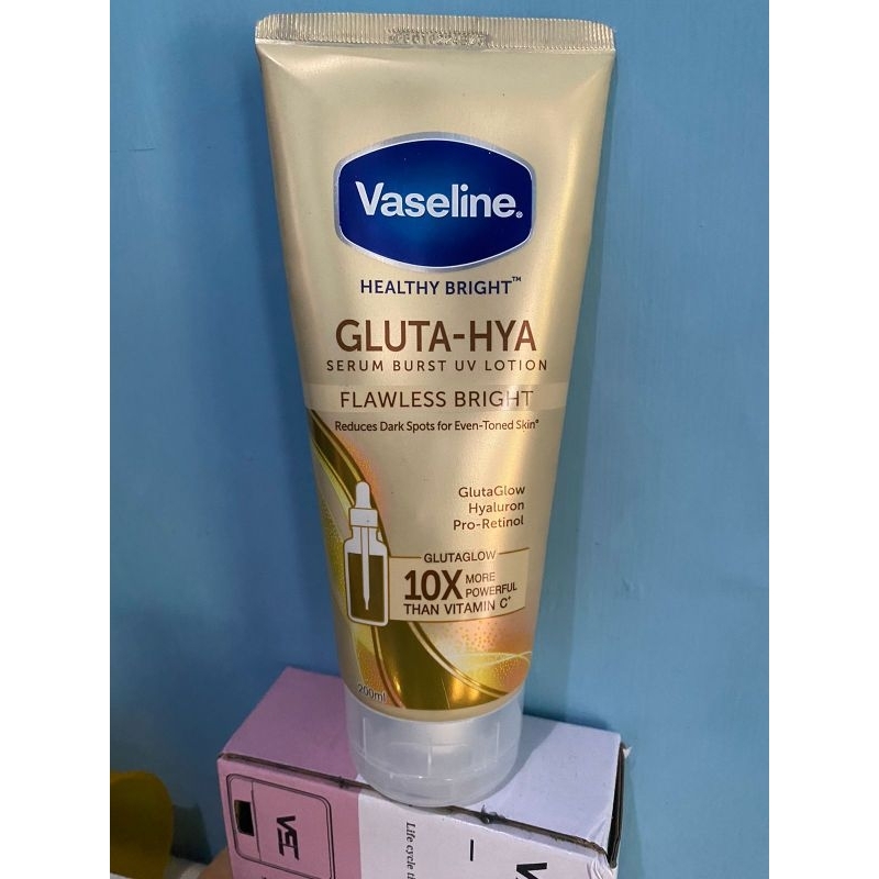 Vaseline healthy bright gluta hya