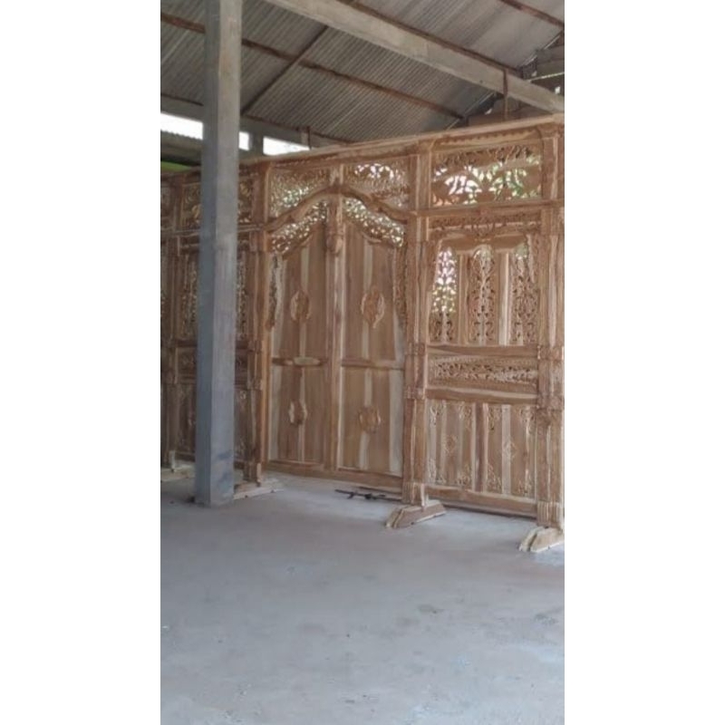 pelaminan gebyok / pelaminan ukir