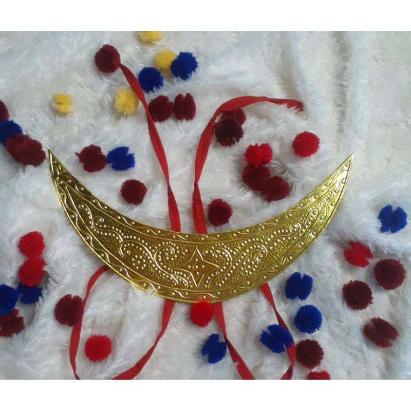 Aksesoris kepala NTT - mahkota bulan sabit