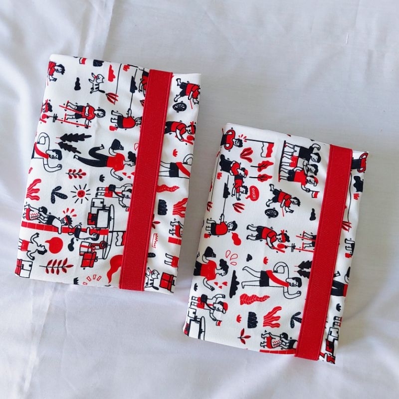 

Book Cover | Sampul Buku Kain | Book Jacket - Motif Indonesia 17 Agustusan