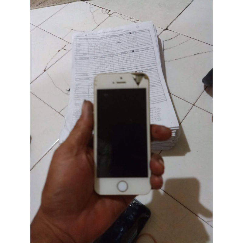 iphone 5s lock icloud