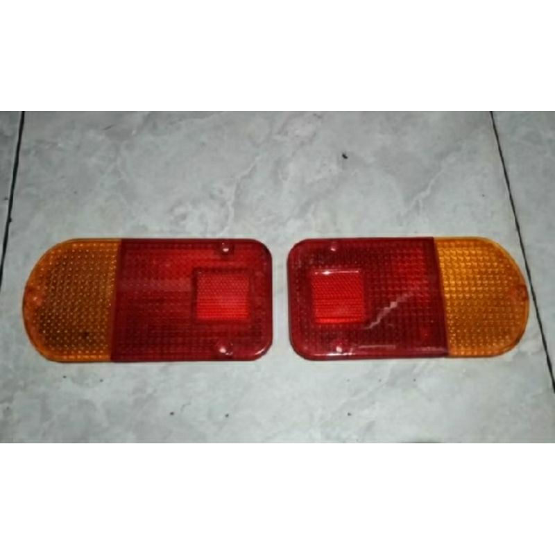 MIKA STOP COLT T120SS PICK UP/MIKA LAMPU BELAKANG T120SS PICK UP