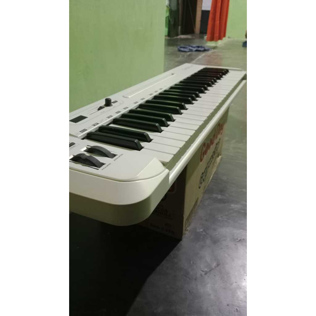Samson Carbon 49 Midi Controller Bekas Seperti Baru