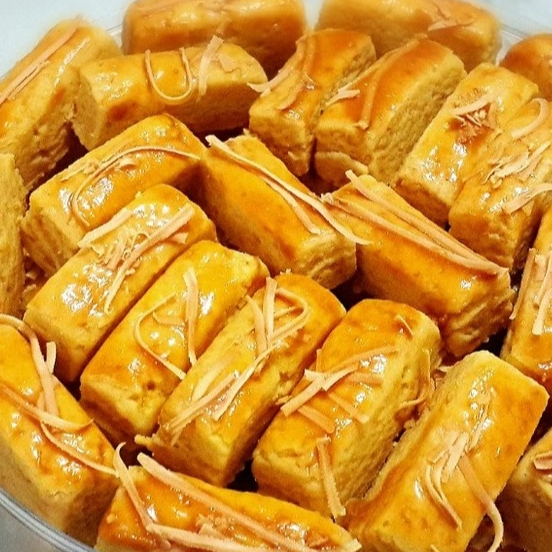 

Kastengel Keju I Kastengel Premium - Gurih Keju di Setiap Gigitan