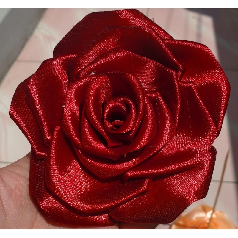 grosir bunga satin pertangkai,bunga satin 1 tangkai,bunga satin untuk bikin buket,buket bunga satin 